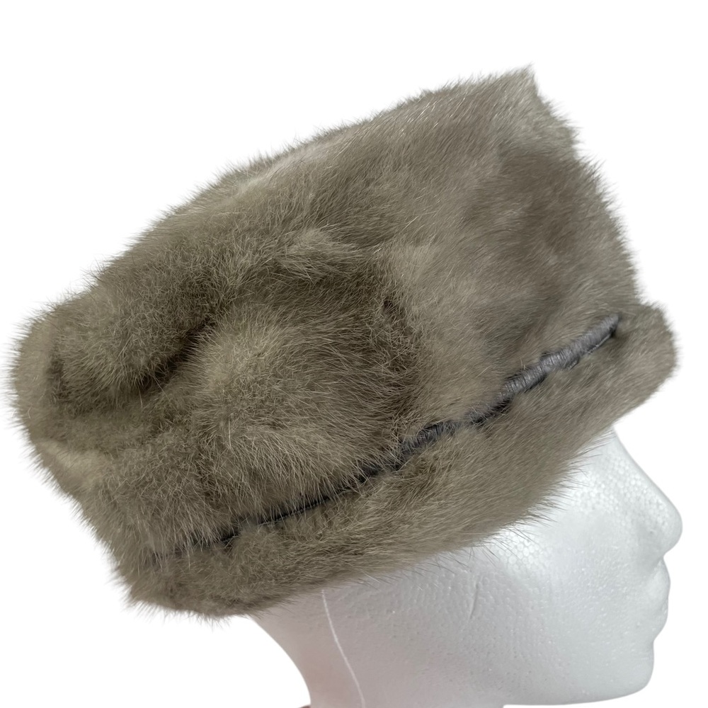 Janette Colombier Paris 1940s Union Made Imported Fur Winter Hat Pearl Accent OS - Picture 10 of 16